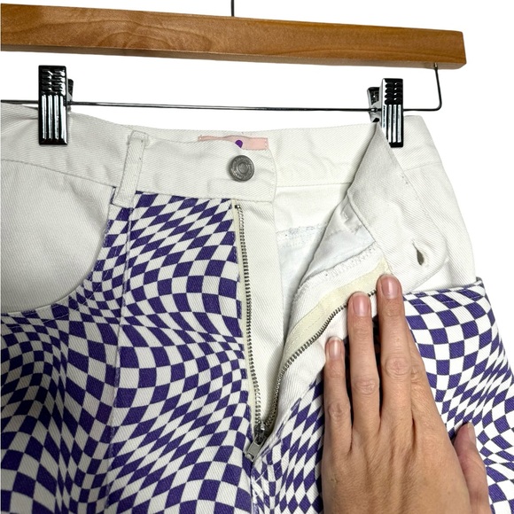 Lisa Says Gah | Robyn Jeans in Purple Warp 25 - Picture 7 of 12